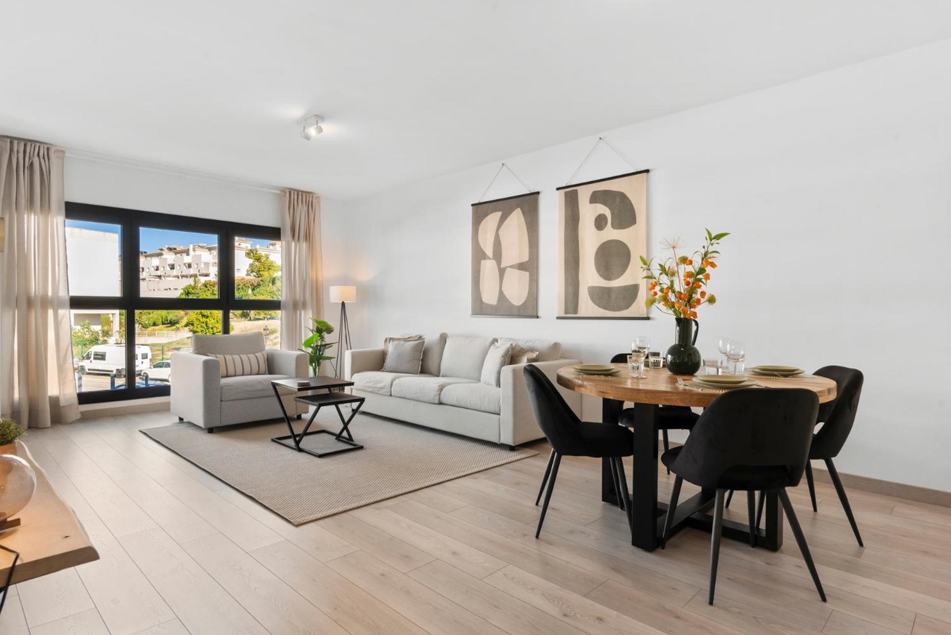Beautiful 2-Bedroom Apartment Near Center And Beach Estepona Zewnętrze zdjęcie