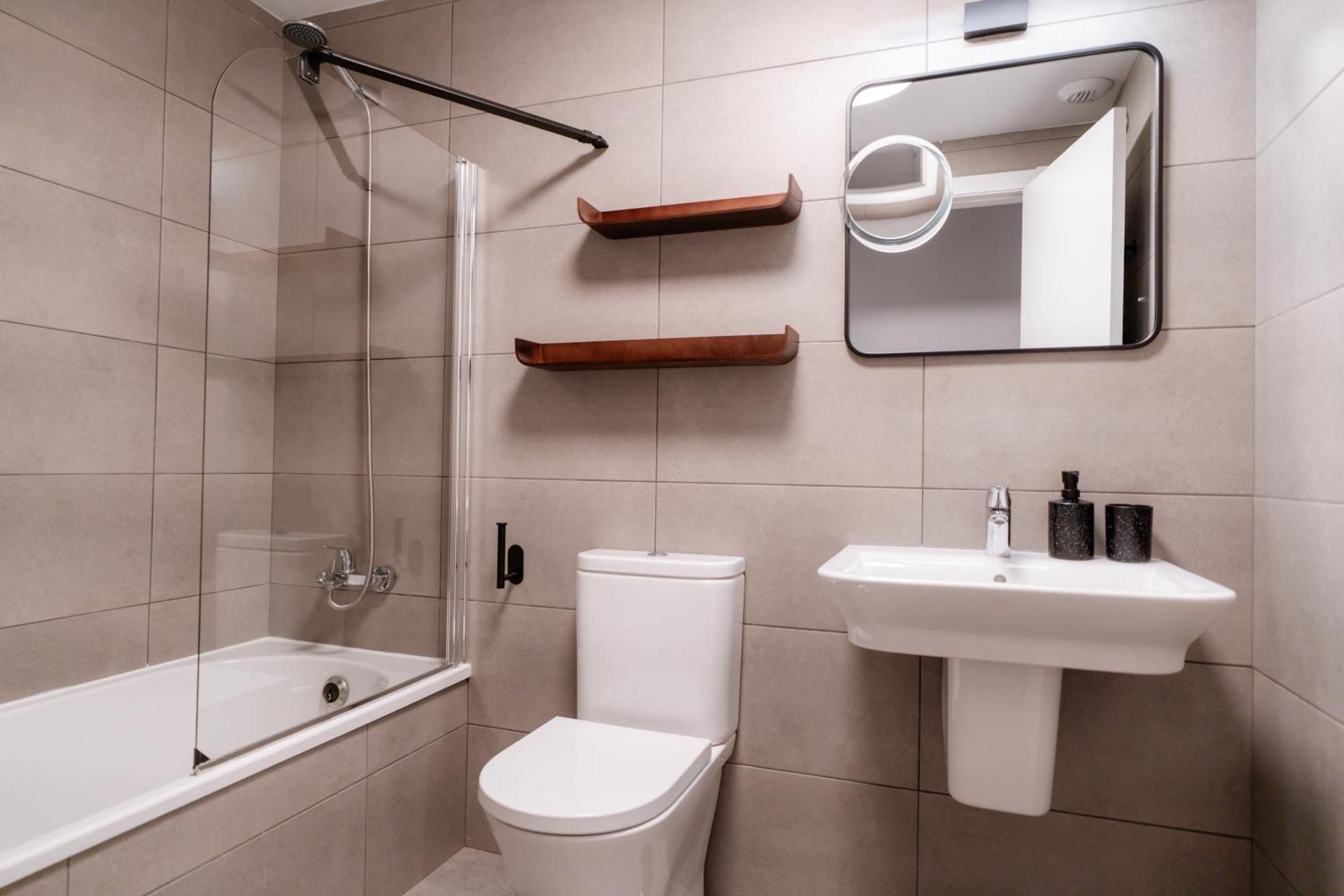 Beautiful 2-Bedroom Apartment Near Center And Beach Estepona Zewnętrze zdjęcie